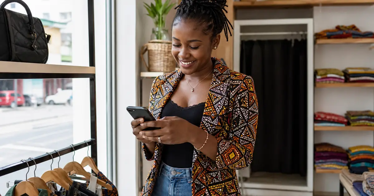 Sans app, sans friction : le modèle WhatsApp-first du commerce en Afrique centrale